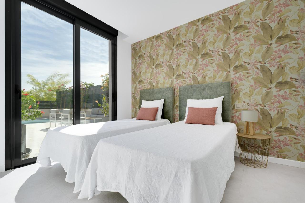 Villa Blanka, Amazing Villa With Hot Tube & Heated Pool In Polop, Alicante المظهر الخارجي الصورة